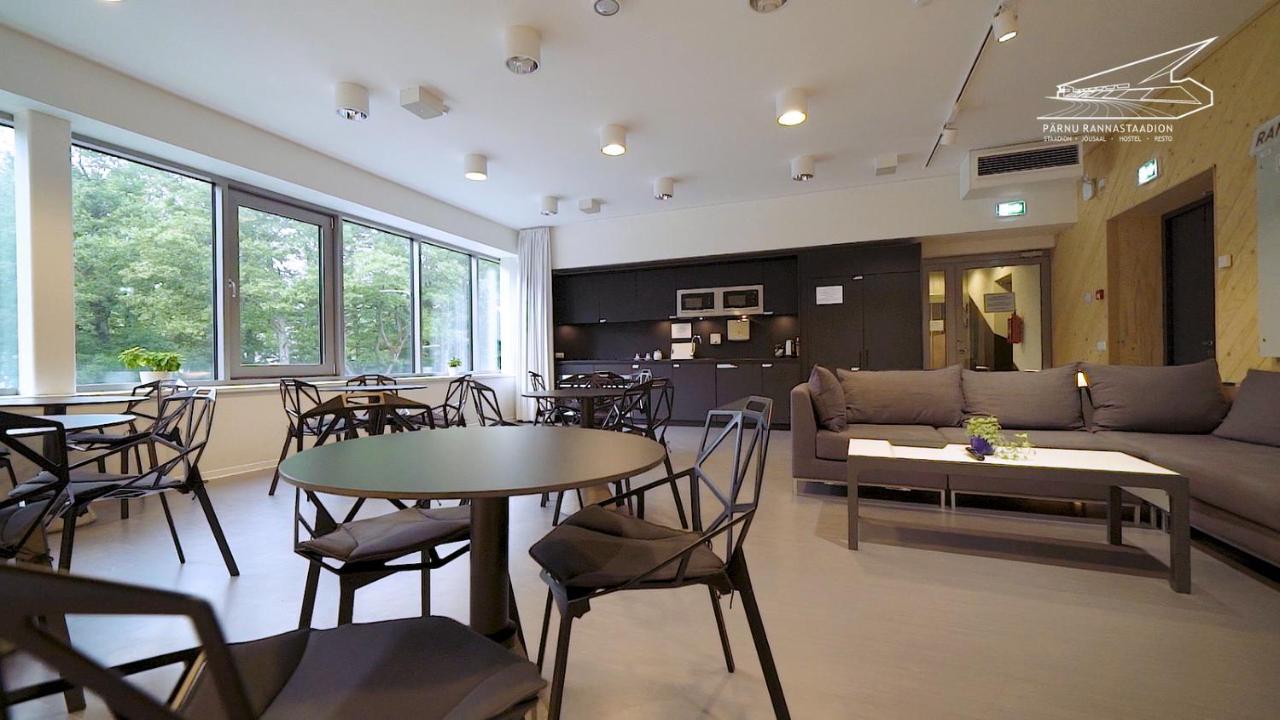 Paernu Rannastaadioni Hostel Exteriér fotografie
